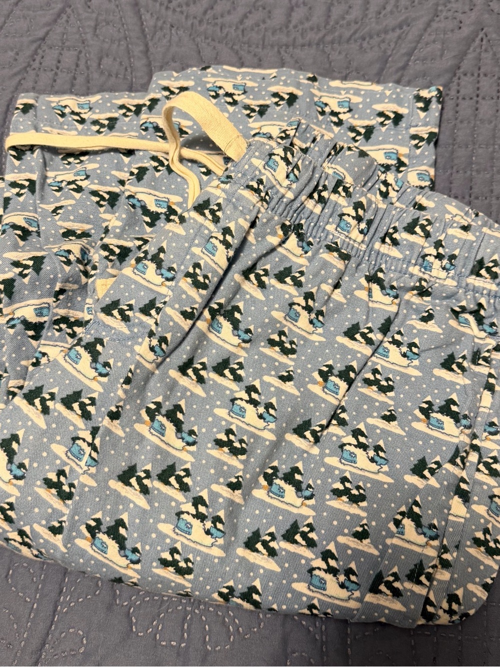 Vineyard Vines Light Blue Snow Sled Print Men’s Pajama Pants